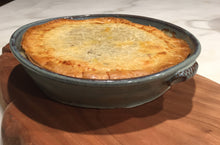 Load image into Gallery viewer, Pie dish/ casserole