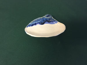 Clam Shell Dishes